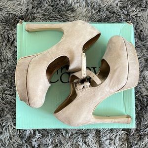 Cathy Jean Nude Heels